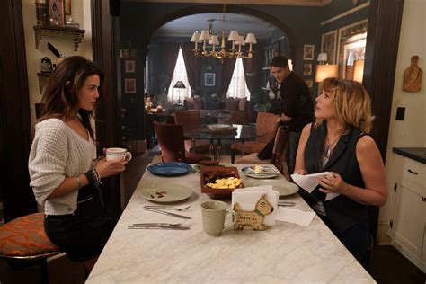 Tell Me A Story: Season 1 .